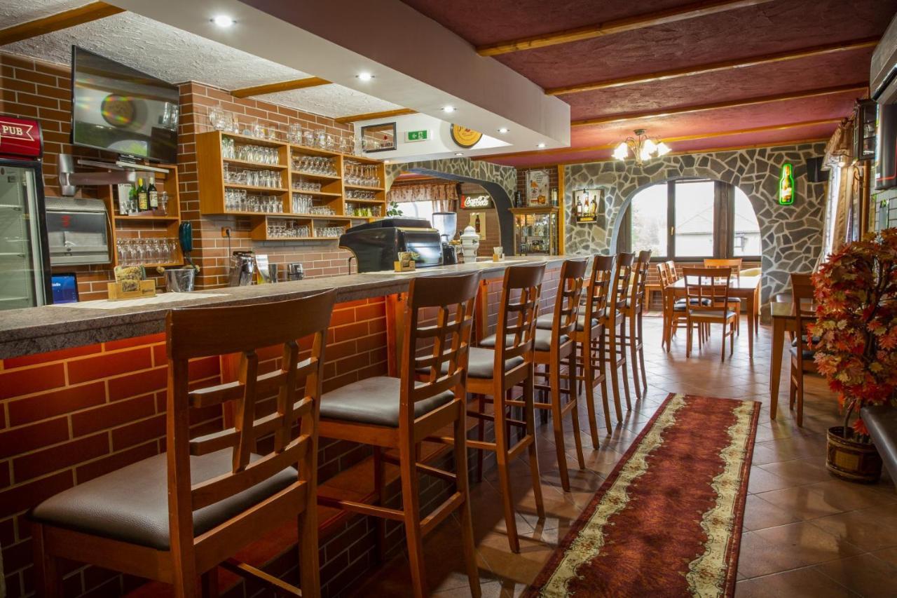 Hotel El Greco Rožnov pod Radhoštěm Esterno foto