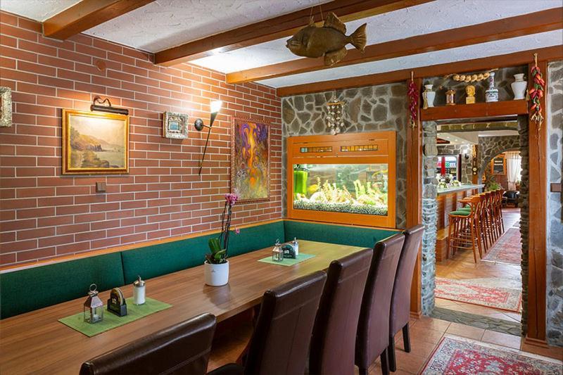 Hotel El Greco Rožnov pod Radhoštěm Esterno foto